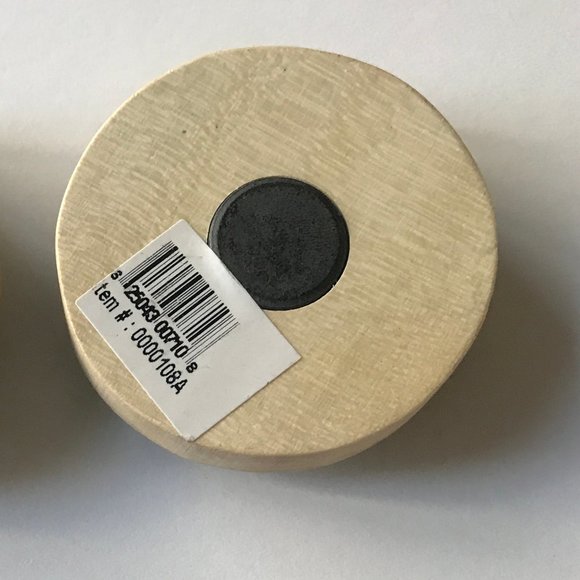 Set Fridge Magnets Canada Toronto - two Souvenirs - Picture 5 of 8